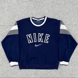 Vintage Nike embroidered crewneck blue navy